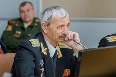 «В небе Оренбурга обрели мы крылья»